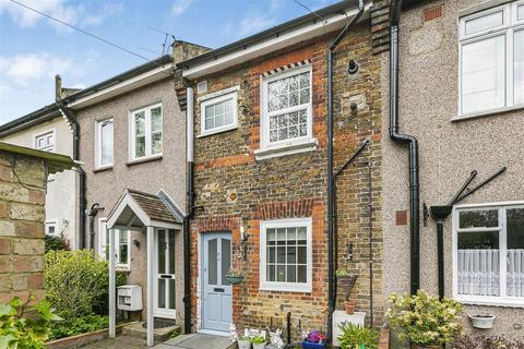 Downs Road, Sutton 2 bed terraced house for sale