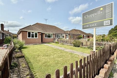 3 bedroom semi-detached bungalow for sale