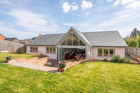 Bucknell,  Shropshire,  SY7 4 bed detached bungalow for sale