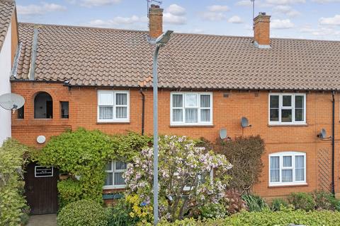 Crouch Street, Basildon, SS15 2 bed apartment for sale