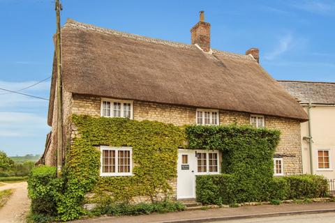 Pound Road, Thornford, Sherborne, Dorset 2 bed cottage for sale