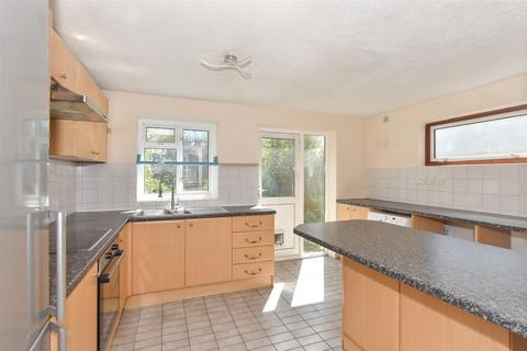 Outwood Common Road, Billericay, Essex 3 bed terraced house for sale