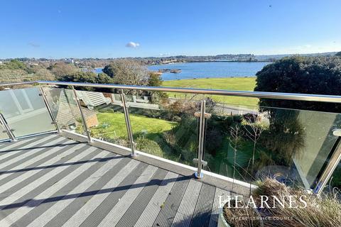 31 Mount Pleasant Road, Poole, BH15 2 bed apartment for sale