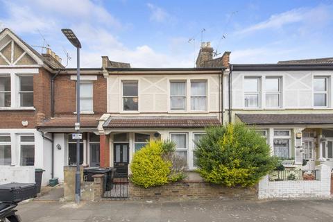 Heysham Road, London N15 3 bed flat for sale