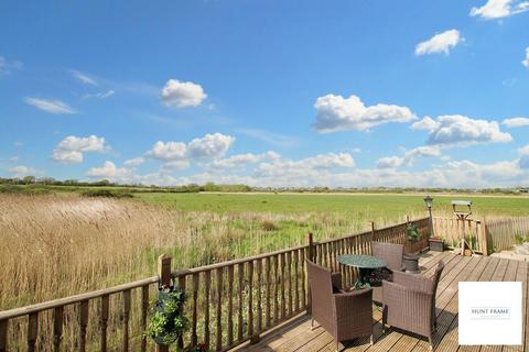 Brendon Close, Eastbourne BN23 4 bed detached house for sale