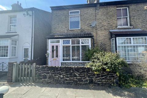 Lewin Road, Bexleyheath, Kent, DA6 2 bed semi