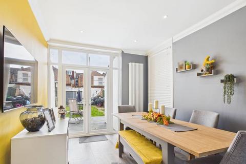 Wallington Road, Portsmouth, PO2 3 bed terraced house for sale
