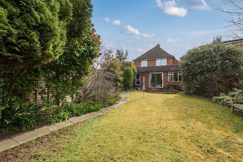 Weston Way, Pyrford, GU22 4 bed detached house for sale