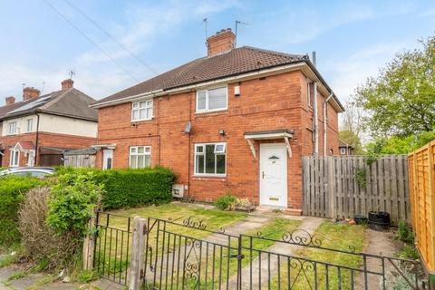 Crombie Avenue, York 3 bed semi