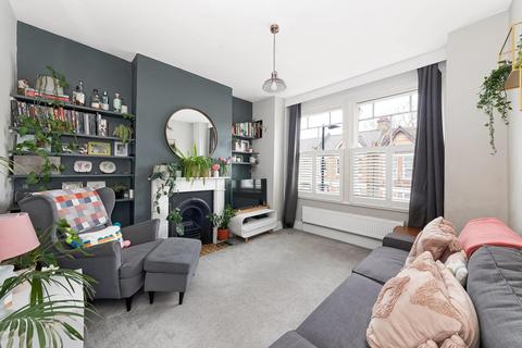 Surrey Road, Peckham, London, SE15 3 bed maisonette for sale