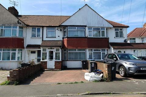 Beeston Way, Feltham 3 bed terraced house for sale
