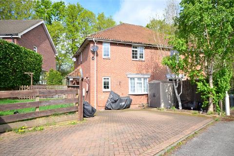 East Grinstead, West Sussex, RH19 2 bed end of terrace house for sale