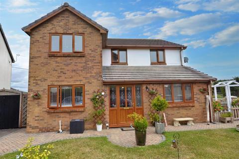 Llys Y Felin, Bancyfelin, Carmarthen 4 bed detached house for sale