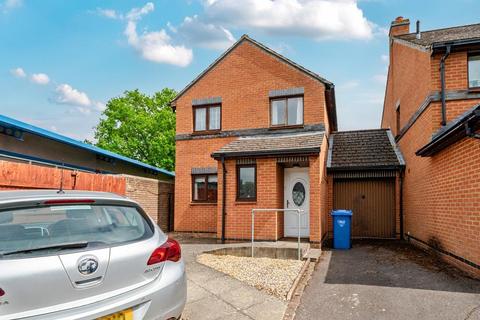 Kidlington,  Oxfordshire,  OX5 3 bed detached house for sale
