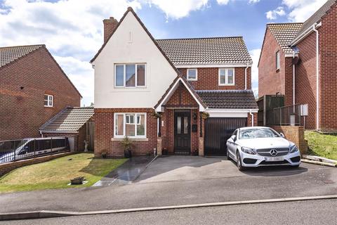 Hill Top Way, Newhaven 4 bed house for sale