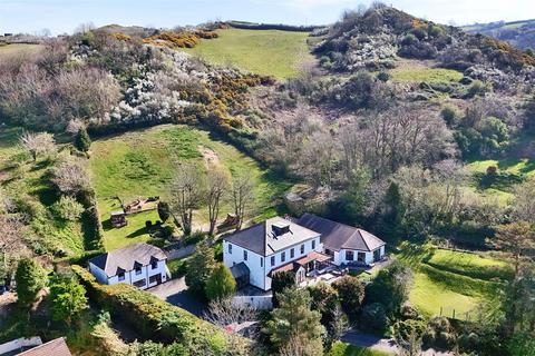 Ilfracombe 11 bed detached house for sale
