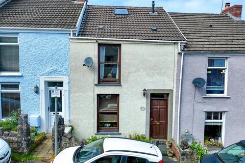 Gloucester Place, Swansea SA3 2 bed terraced house for sale