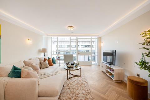 Portland Place, Marylebone, London  W1B 3 bed flat for sale