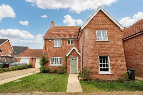 Fenn Close, North Walsham 4 bed detached house for sale