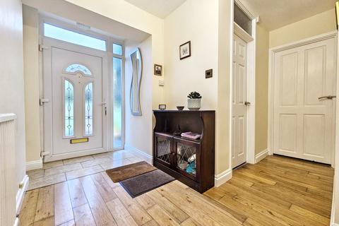 Hazler Orchard, Church Stretton SY6 3 bed detached bungalow for sale