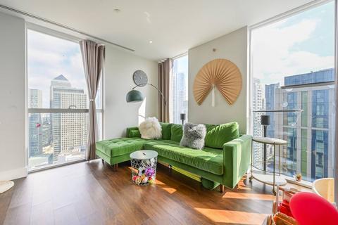 Maine Tower, E14, Docklands, LONDON, E14 3 bed flat for sale