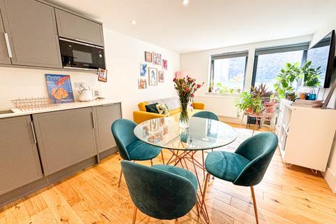 Plumstead High Street, Plumstead... 1 bed apartment for sale