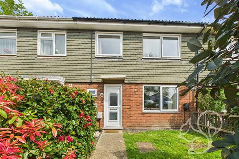Grays Close, West Mersea CO5 3 bed terraced house for sale