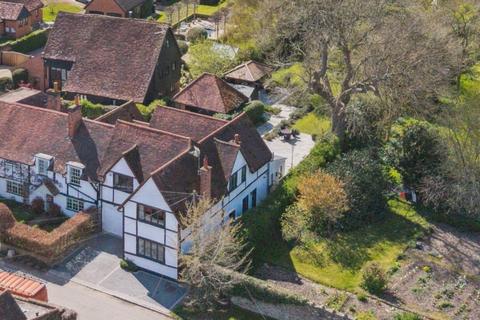 Beamond End Lane, Little Missenden... 4 bed semi