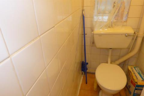 Congreve Street, London 3 bed flat for sale