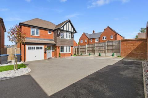 Saxon Way, Towcester, NN12 4 bed detached house for sale