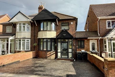 Woodacre Road, Erdington, Birmingham... 3 bed semi