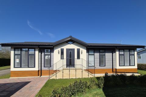 Monet Way, Cottenham, Cambridge... 2 bed detached bungalow for sale