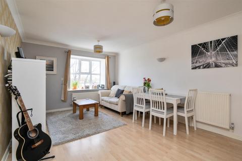 Warwick Road, Solihull 2 bed apartment for sale