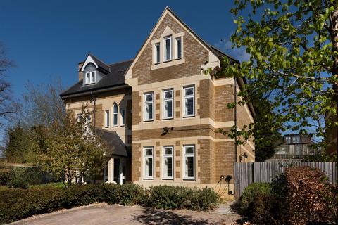 Havanna Drive, Temple Fortune, NW11 6 bed house for sale