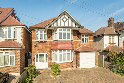 Percy Road, Twickenham TW2 4 bed house for sale