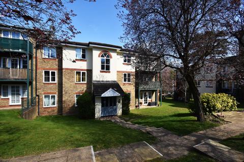 Queen Alexandra Road, High Wycombe HP11 1 bed flat for sale