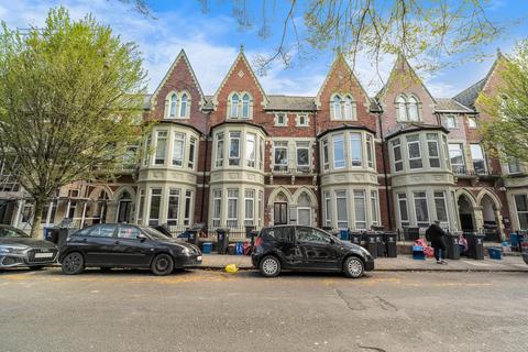 Connaught Road, Roath, Cardiff 1 bed apartment for sale