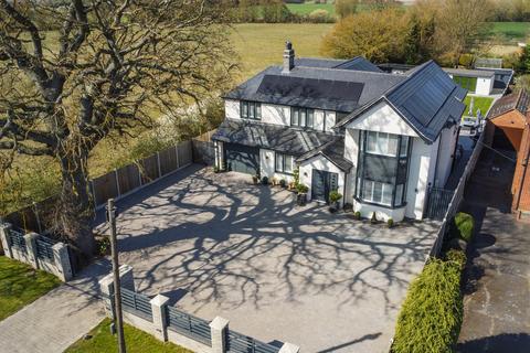 Colchester Road, Coggeshall 4 bed detached house for sale