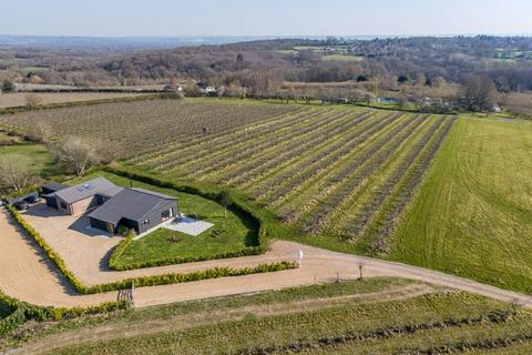 Romford Road, Tunbridge Wells 4 bed barn conversion for sale