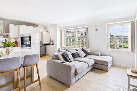 Park Street, Bath 2 bed flat for sale