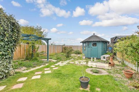 Colewood Road, Whitstable CT5 2 bed detached bungalow for sale