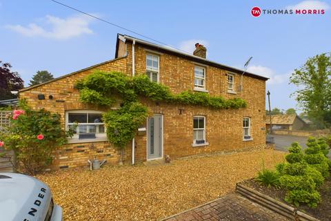 Church Street, Huntingdon PE28 2 bed detached house for sale