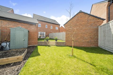 Asgard Green, Oxfordshire OX49 3 bed semi