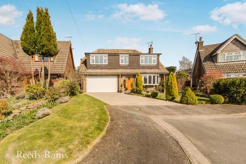 Padgbury Close, Congleton CW12 4 bed detached house for sale