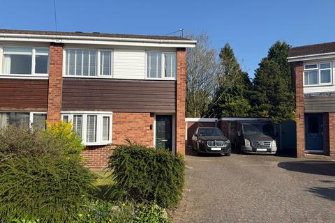 Orwell Close, Stourbridge DY8 3 bed semi