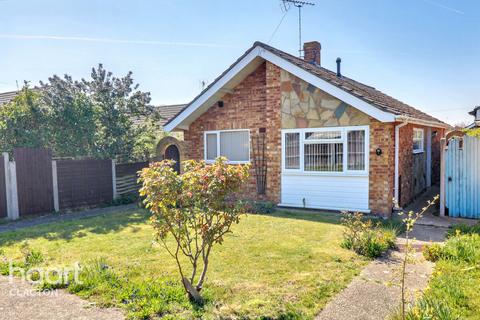2 bedroom detached bungalow for sale