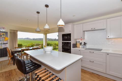 Upper Street, Maidstone ME17 3 bed detached house for sale
