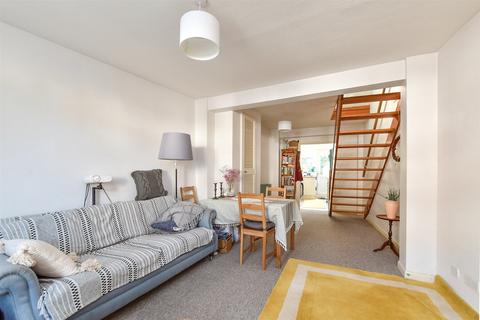 Western Road, Lewes BN7 2 bed terraced house for sale
