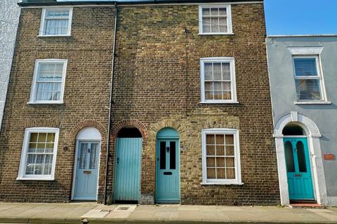 College Road, Deal, Kent, CT14 3 bed terraced house for sale