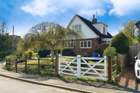 RUCKINGE 3 bed detached house for sale